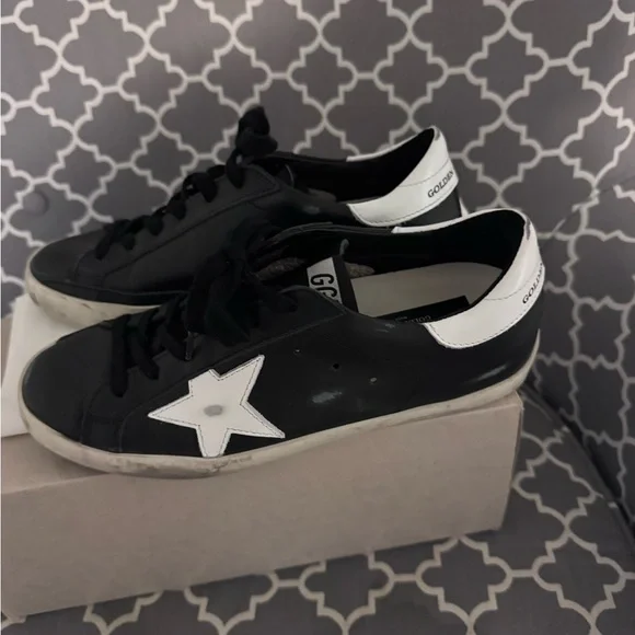 Golden Goose Black Leather Star Accent Superstar Sneakers